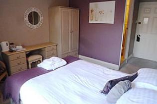 Room 3 - Double Room, Ensuite with Shower